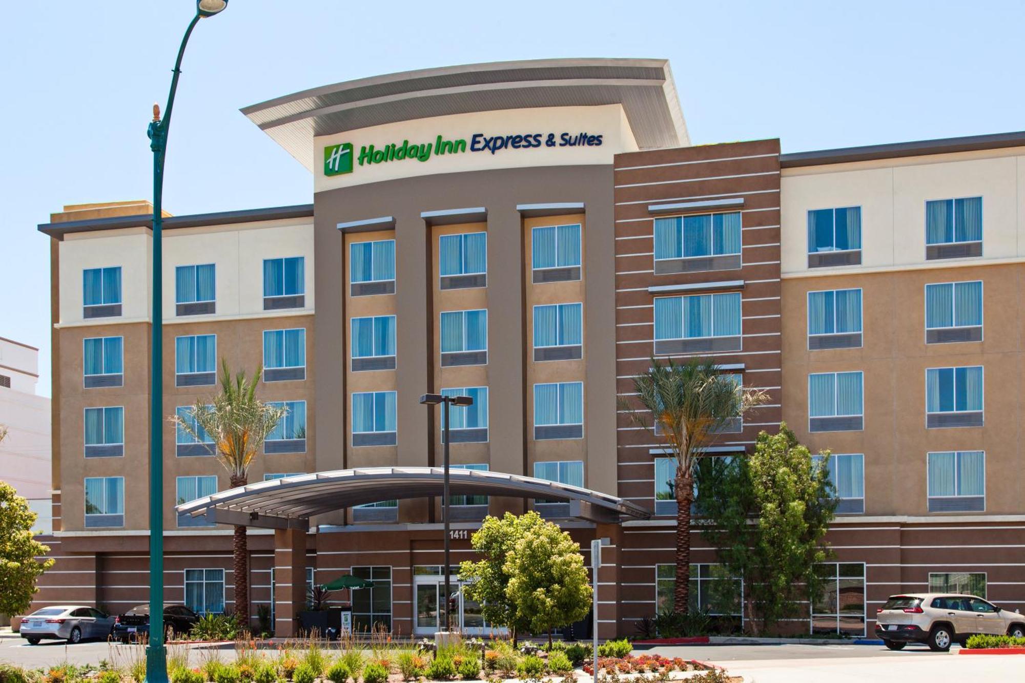 Holiday Inn Express & Suites Anaheim Resort Area By Ihg Εξωτερικό φωτογραφία