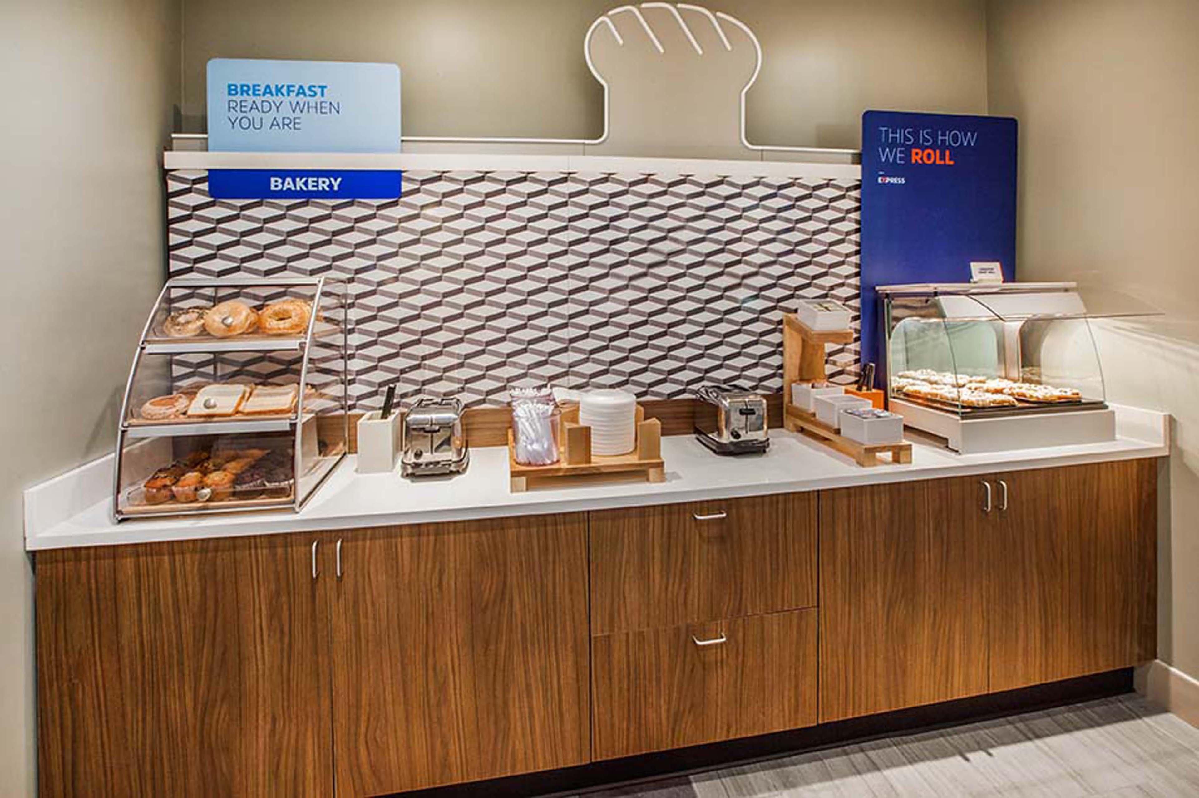 Holiday Inn Express & Suites Anaheim Resort Area By Ihg Εξωτερικό φωτογραφία