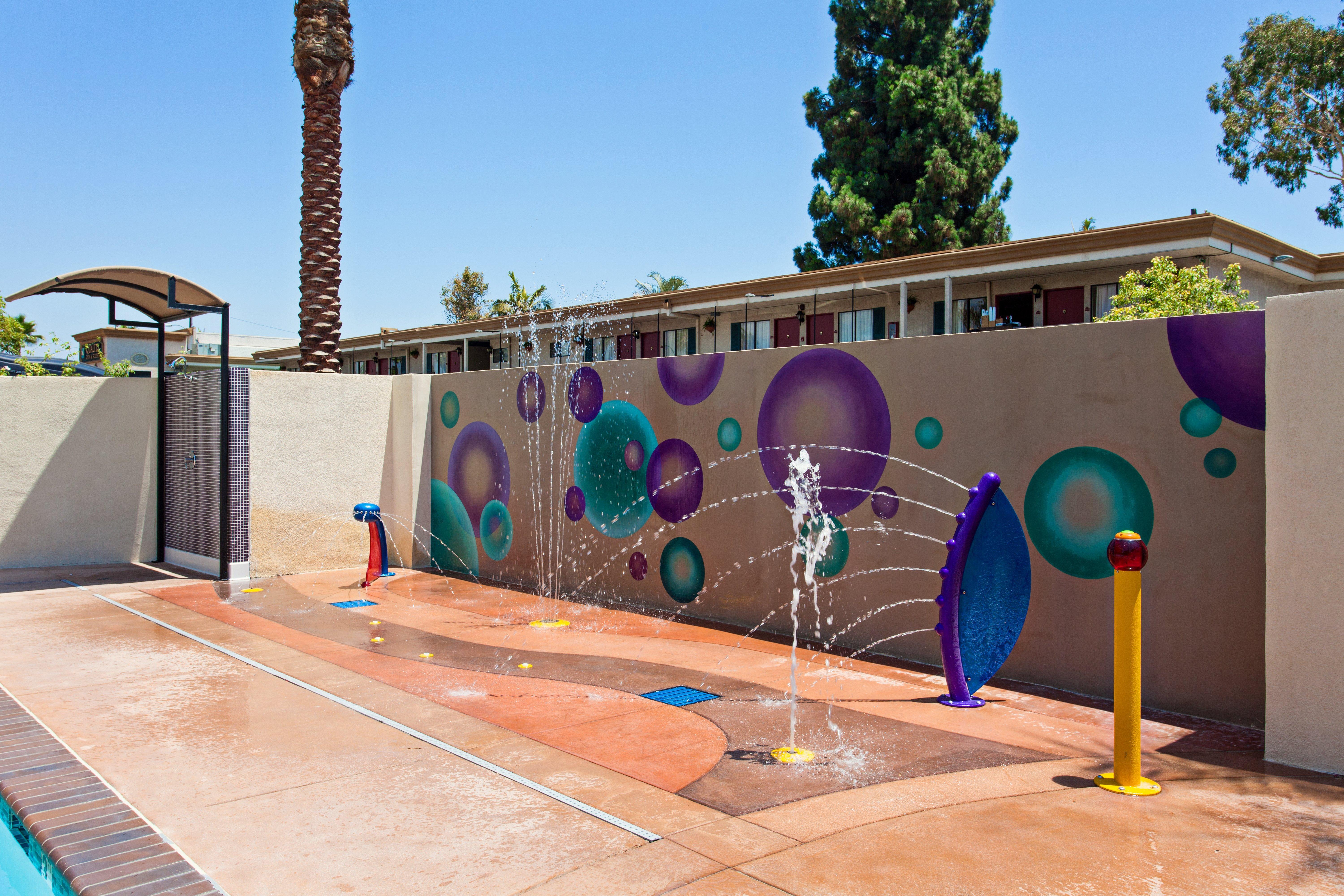 Holiday Inn Express & Suites Anaheim Resort Area By Ihg Εξωτερικό φωτογραφία