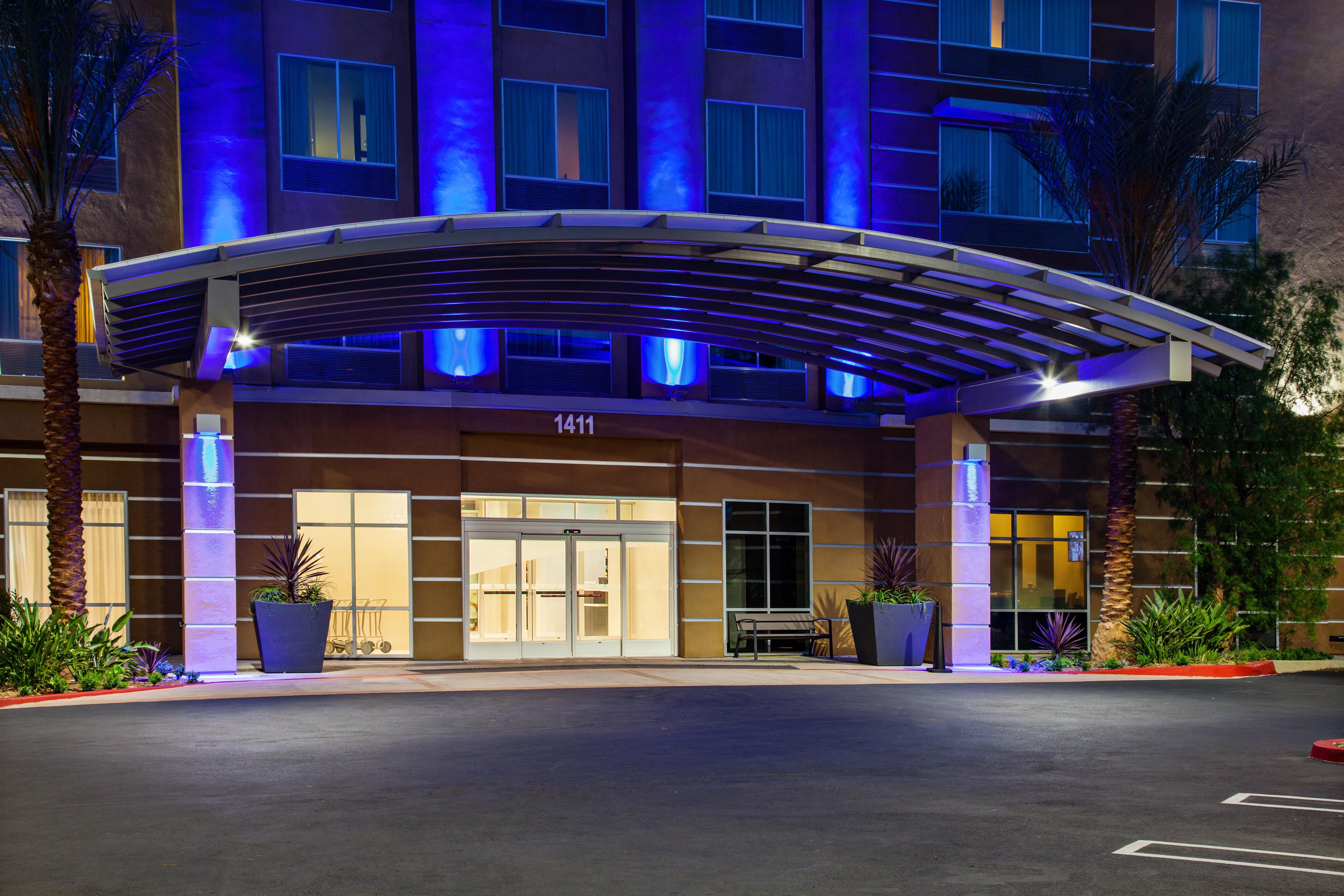 Holiday Inn Express & Suites Anaheim Resort Area By Ihg Εξωτερικό φωτογραφία